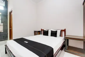 Capital O 93938 Wisma Pamungkas Syariah - Room