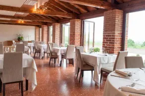 Elliot Osteria e dormire in collina - Restaurant