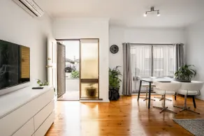 View One Three - Ingresso interno