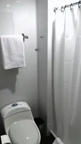 YU! Smarthotels - Bathroom