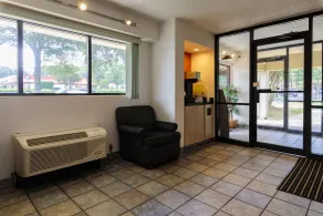 Days Inn by Wyndham Charlotte University - Reception