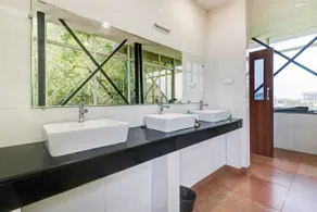 Hotel Southgate Thiruvananthapuram - Salle de bain