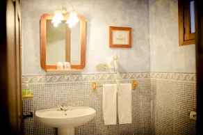 Hotel Enrique Calvillo - Bathroom