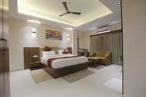 Hotel Vista Suites - Room