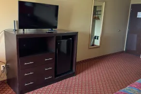 Broadway INN & SUITES OKC - Room