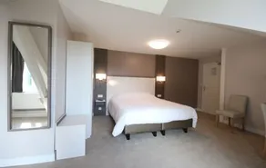 Hotel Les Champs - Zimmer