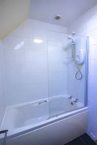 7 Varis Apartments - Baño