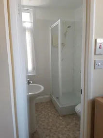 Coombe Lodge Holiday Flats - Room