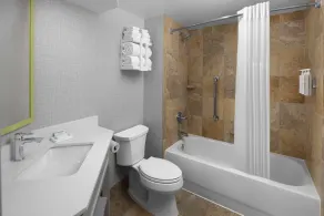 Hampton Inn Cleveland-Downtown - Salle de bain