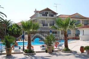 Hotel Villa Basil - Pool