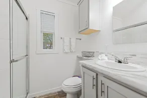 SKYE Texas Hill Country Resort - Bathroom
