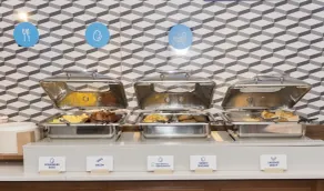 Holiday Inn Express Hotel & Suites Madison by IHG - Restaurant