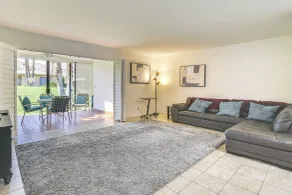 Palm Desert Condo w/ Community Perks: WFH Friendly - Intérieur