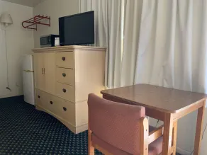 Surrey Motel - Chambre