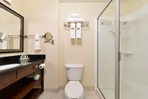 Holiday Inn Montgomery Airport South by IHG - Zimmer