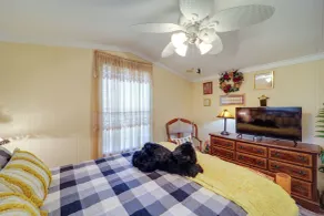 North Carolina Getaway w/ Patio! 26 Mi to Slopes - Interiør