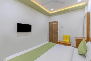 Hotel Radhe - Zimmer