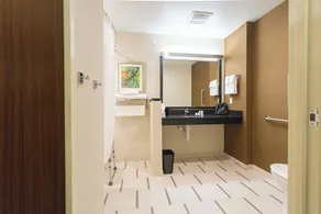 Fairfield Inn & Suites by Marriott Jamestown - Salle de bain
