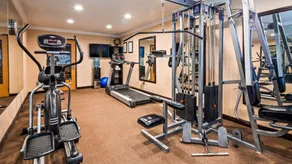 Best Western Plus Corning Inn - Sala de fitness
