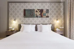 ROOMS by Alexandra Hotel - Quarto