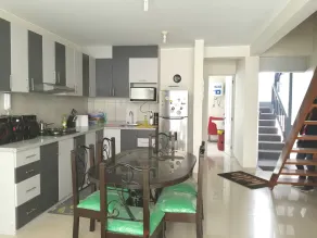 Penthouse with Jacuzzi - Servicio de comidas en la habitación