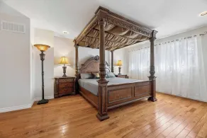 Modern Comforts, Quiet Neighborhood, free 02 parking - Chambre