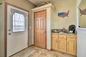 Charming Cody Vacation Home w/ Mtn Views! - Innvendig