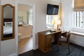 Thornbury Lodge - Bathroom