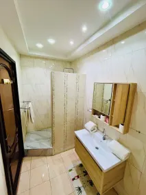 Darou Khoudoss Résidence Les Mamelles - Bathroom