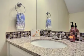 Tree-lined Durham Townhome: Close to Parks! - Bathroom