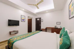 Treebo Wanderlust Residency With Mountain View - Chambre