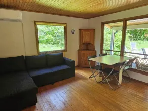 Cottage , Private Sauna for 8 People and big Garden - Coin séjour