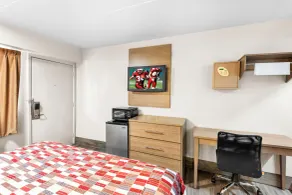 Red Roof Inn Indianapolis North - College Park - Room