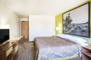 Super 8 by Wyndham Kingman - Chambre