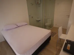 Rumah Kayu Manis Bintaro - Habitación