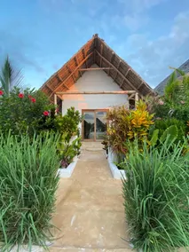 Zen Boutique Retreat & Resort - Room