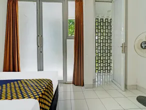 Hotel O Alamanda 7 Syariah - Zimmer