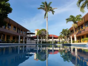Hotel Lossandes - Piscine
