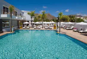 Junior Suite For 2 - Pool