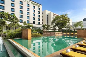 Dusit Princess Srinakarin Bangkok - Pool