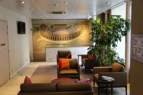 Hotel Des Arenes - Lobby sitting area