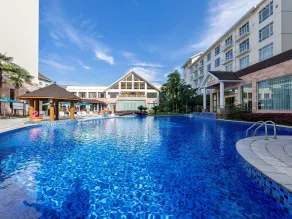 Pullman Zhangjiajie Hotel - Pool