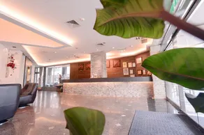 Waugh Den Business Hotel - Lobby