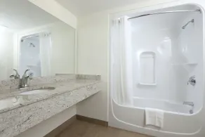 Canad Inns Health Sciences Centre - Salle de bain