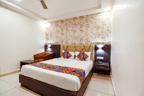 FabHotel Rotano Grand - Quarto