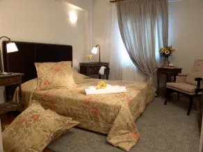 Aloni Hotel - Habitación