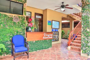 The Backyard Beachfront Hotel - Reception