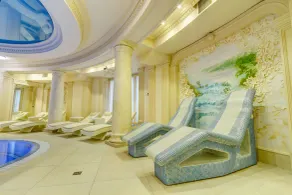 Pałacyk Otrebusy - Piscine