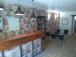 Hotel Les Voyageurs - Vogüé - Rezeption