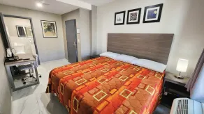 Hotel Fuego Bronx near Yankee Stadium - Room